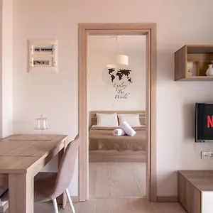 Minimalist W/ View Apartament Saloniki